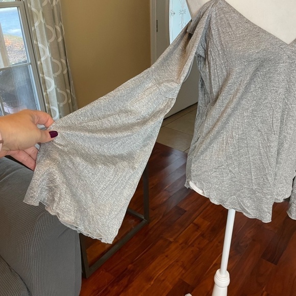 NWT - Chaser Silver Glitter Flounce Top Ruffle Sleeve, Size M - Picture 9 of 12